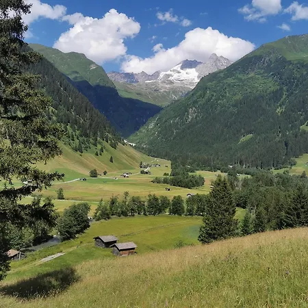 Schmoelzerhof * Vals